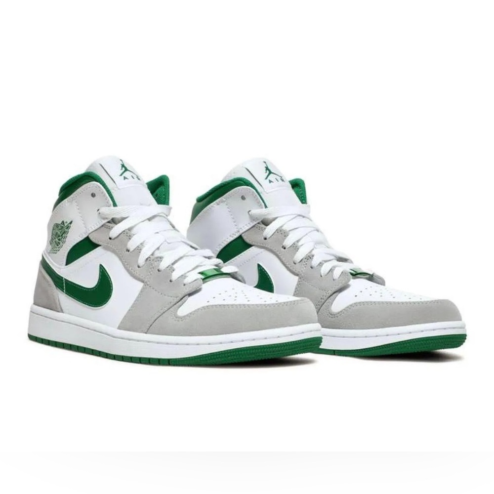 Air Jordan 1 Mid SE Grey Pine